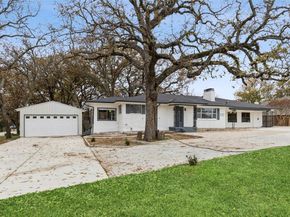 102  Woodland Drive , Highland Village Texas 75077