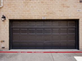 7333  Valley View Lane  305, Dallas Texas 75240