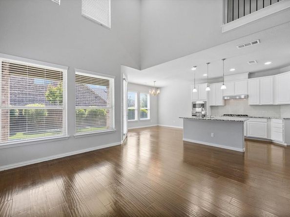 2202  Blue Harbor Way , Garland Texas 75043