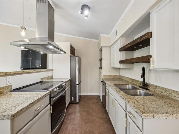 6503  Ridgecrest Road  109I, Dallas Texas 75231