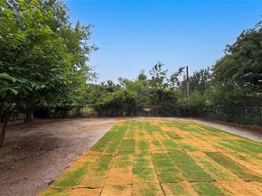 512  Lake Crest Parkway , Azle Texas 76020