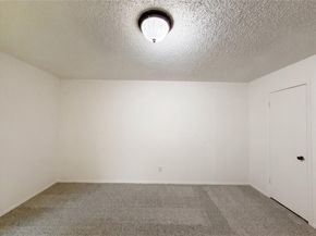 512  Lake Crest Parkway , Azle Texas 76020