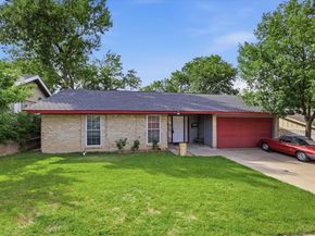 1839  Sherwood Lane , Carrollton Texas 75006