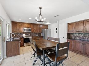 1839  Sherwood Lane , Carrollton Texas 75006