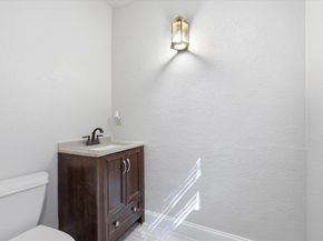 1839  Sherwood Lane , Carrollton Texas 75006