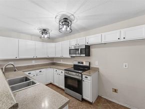 2924  Peninsula Way , Carrollton Texas 75007