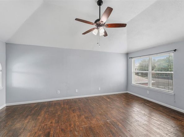 2924  Peninsula Way , Carrollton Texas 75007