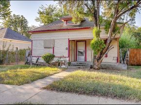 1220 E Pulaski Street , Fort Worth Texas 76104