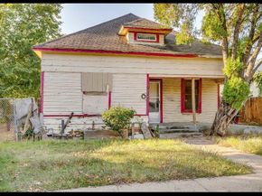 1220 E Pulaski Street , Fort Worth Texas 76104