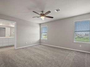 228  Wagon Spoke Way  13, Fort Worth Texas 76120