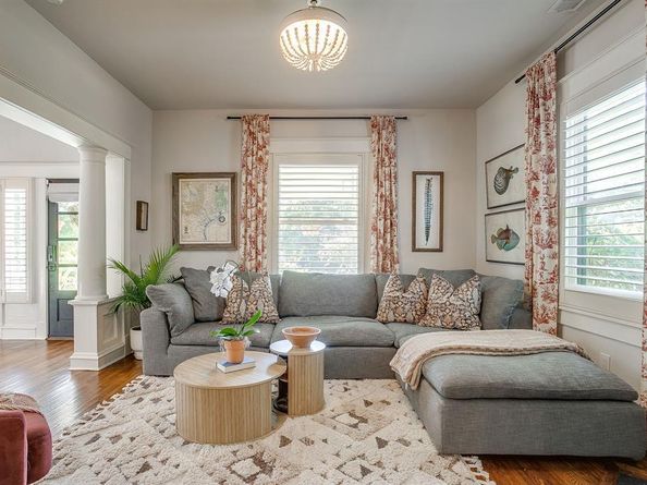 1600  Fairmount Avenue , Fort Worth Texas 76104