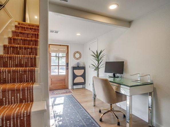 1600  Fairmount Avenue , Fort Worth Texas 76104