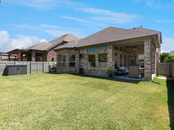 1216  8th Street , Argyle Texas 76226