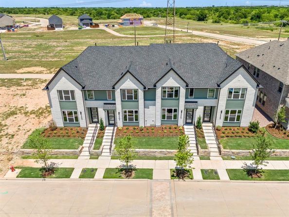 1133  Carnation Drive , Crowley Texas 76036