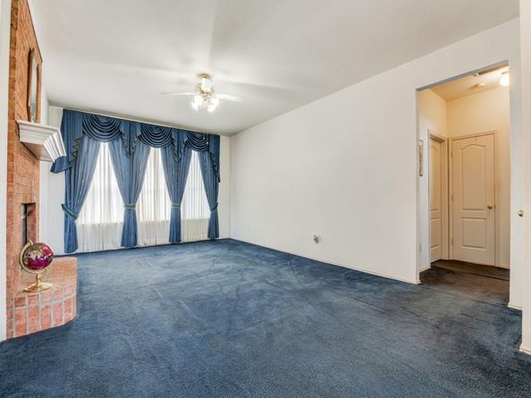 716  Kristi Lane , Cedar Hill Texas 75104