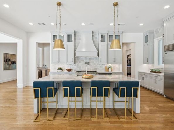 4831 S Lindhurst Avenue , Dallas Texas 75229