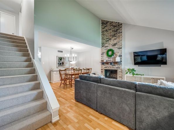 2105  Via Estrada  , Carrollton Texas 75006