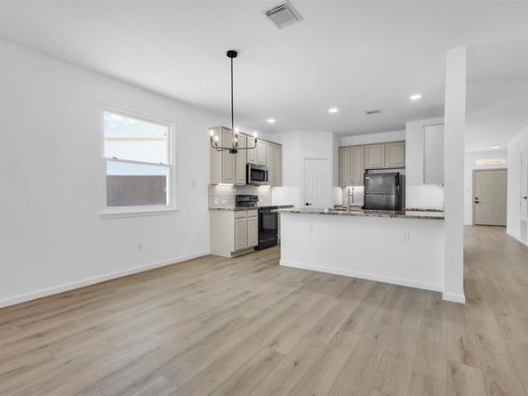 9741  Indian Canyon Drive , Plano Texas 75025