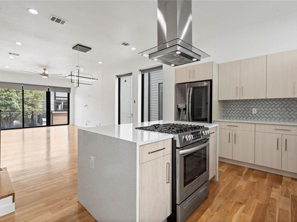 4227  Munger Avenue  101, Dallas Texas 75204