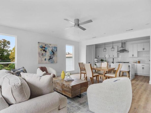 1922  Annex Avenue , Dallas Texas 75204