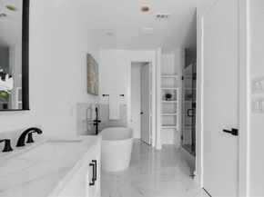 1922  Annex Avenue , Dallas Texas 75204