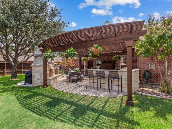 1000  Mallard Way , Flower Mound Texas 75028