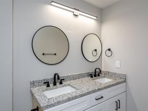 138 W Louisiana Avenue , Dallas Texas 75224