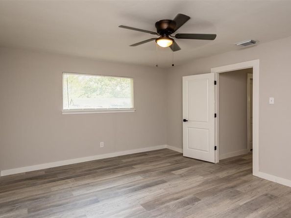 138 W Louisiana Avenue , Dallas Texas 75224