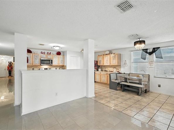 2828  Amber Waves Lane , Lancaster Texas 75134