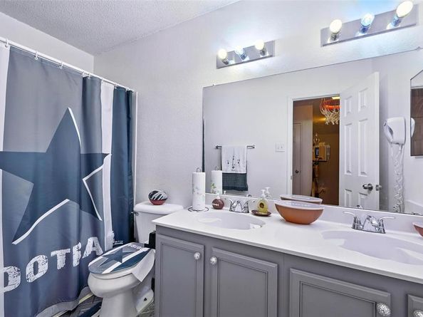 2828  Amber Waves Lane , Lancaster Texas 75134
