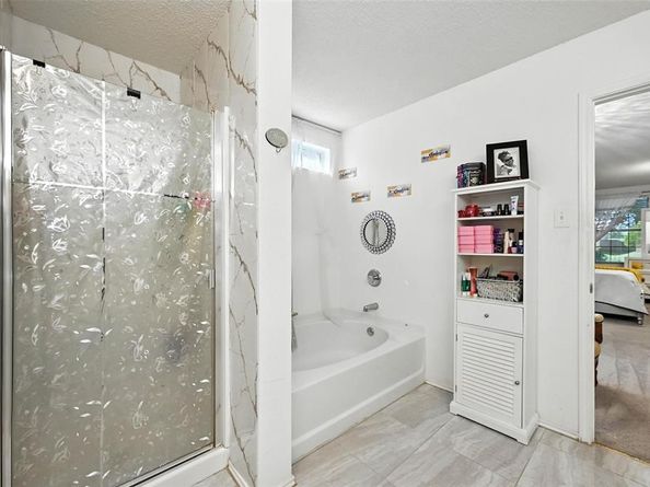 2828  Amber Waves Lane , Lancaster Texas 75134