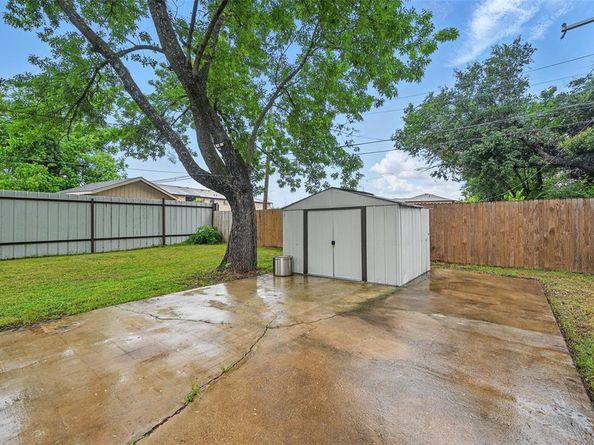 11519  Desdemona Drive , Dallas Texas 75228