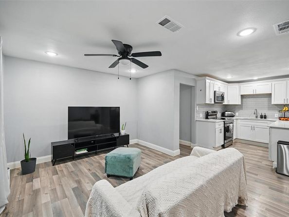11519  Desdemona Drive , Dallas Texas 75228