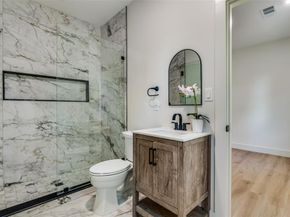 413  Sparks Street , Dallas Texas 75203
