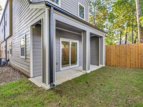 413  Sparks Street , Dallas Texas 75203
