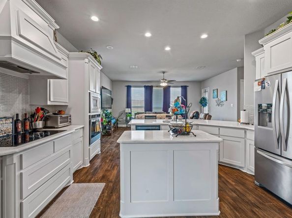 11700  Elko Lane , Fort Worth Texas 76108