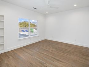 6933  Wabash Circle , Dallas Texas 75214