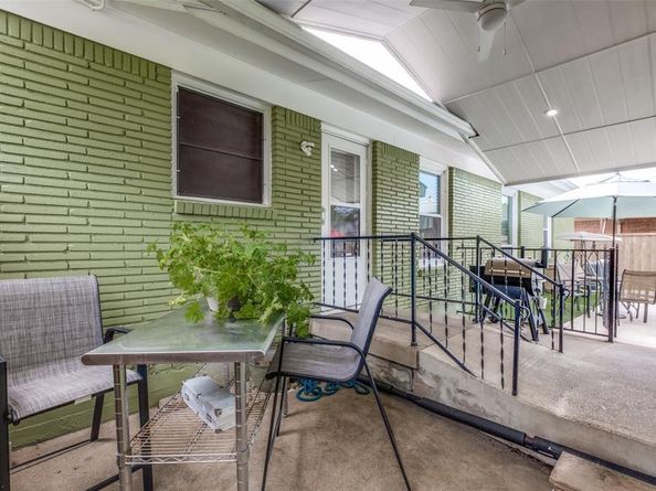 2309  Prichard Lane , Dallas Texas 75227