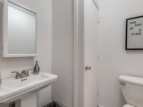 2309  Prichard Lane , Dallas Texas 75227