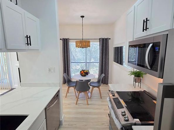 7126  Holly Hill Drive  311, Dallas Texas 75231