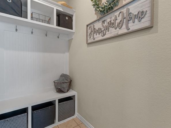 574  Balboa Trail , Azle Texas 76020