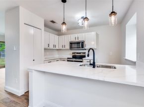 1609  Country Lane , Arlington Texas 76018