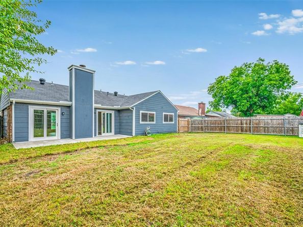 1609  Country Lane , Arlington Texas 76018
