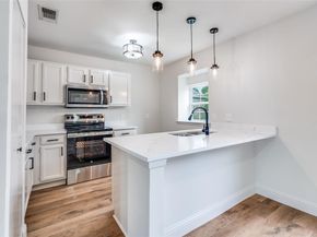 1609  Country Lane , Arlington Texas 76018