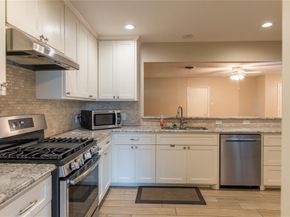 3211  Lockmoor Lane , Dallas Texas 75220