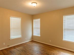 3211  Lockmoor Lane , Dallas Texas 75220