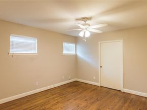3211  Lockmoor Lane , Dallas Texas 75220