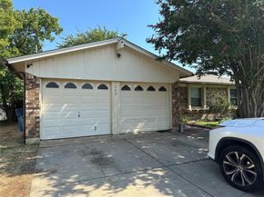 743  Price Drive , Lewisville Texas 75067