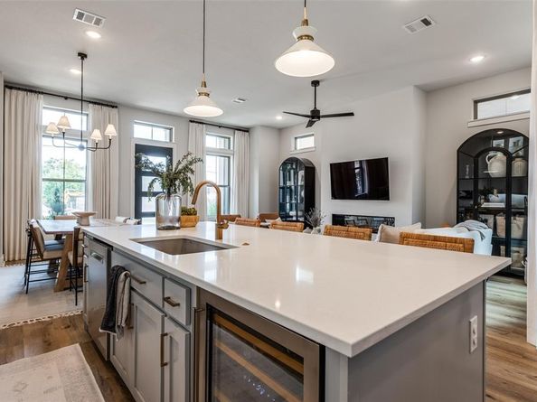 3712  Tussock Drive , Dallas Texas 75209