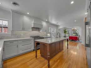 1531  Cedar Hill Avenue , Dallas Texas 75208